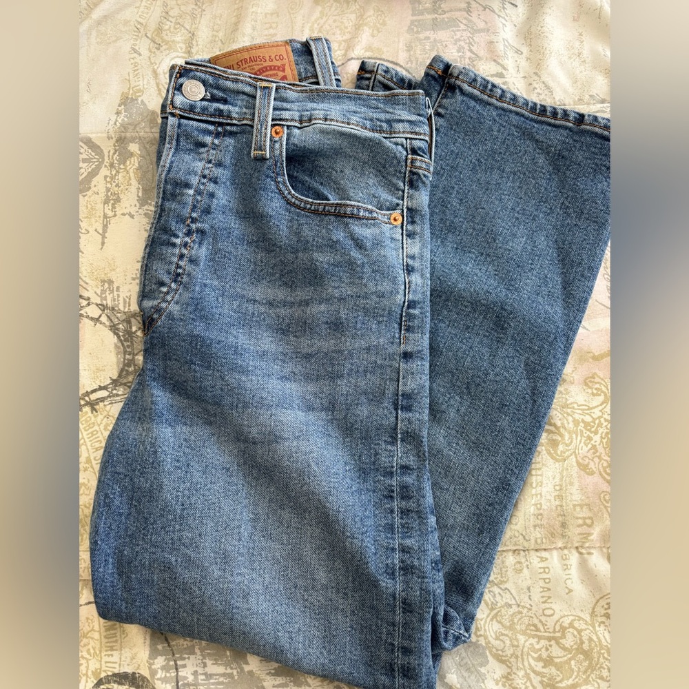 Levi Ribcage Straight Ankle Jeans